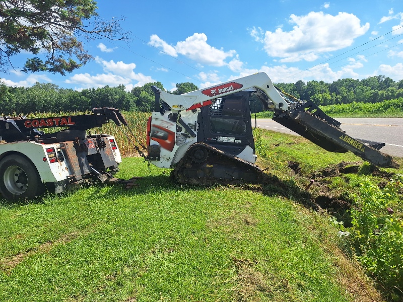Oak City heavy equipment towing